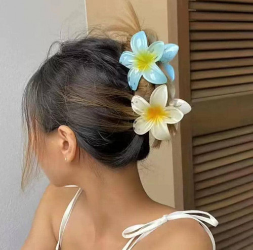Plumeria flower design girls' hair clips