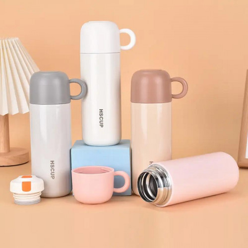 Double-walled flask with cup model