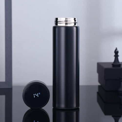 Double-walled smart flask with temperature display