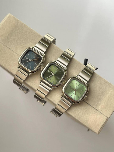 Women’s Square Stainless Steel Bracelet Watch