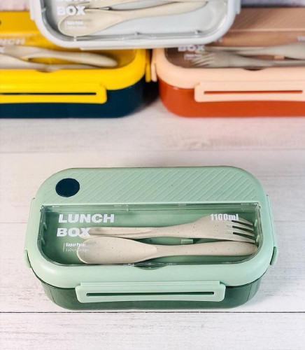 Microwave-Safe Lunch Box with Food Divider – 1100ml