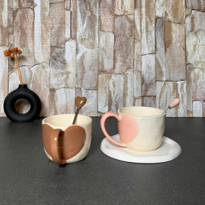 ماگ سرامیکی طرح قلب همراه قاشق | مناسب هدیه عاشقانه و استفاده روزمره