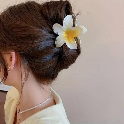 Plumeria flower design girls' hair clips